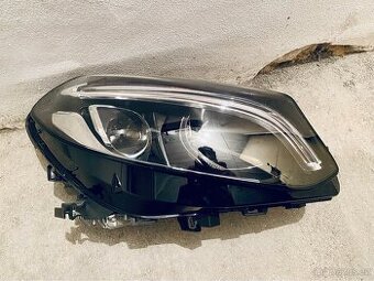 Mercedes Benz B W246 W242 pravé LED světlo
