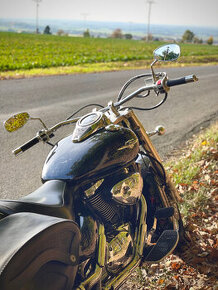 Suzuki VL800 Volusia / Intruder