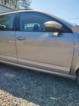 Dveře škoda octavia 3