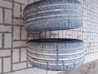 Pneu Kumho 245/40/19 2ks