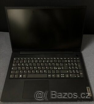 Notebook Lenovo V15 G2-ALC ve výborném stavu