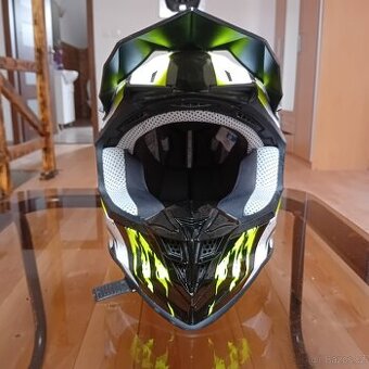 Helma cros maxx