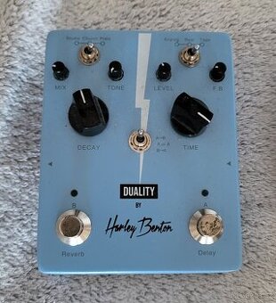 Harley Benton Duality - reverb a delay