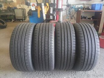 Sada letních pneu pneu 215/45/17.Continental.