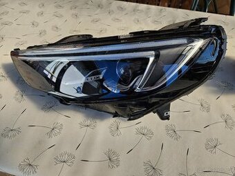 Prodám Full LED Matrix LP světlo na Opel Insignia B 2017- L