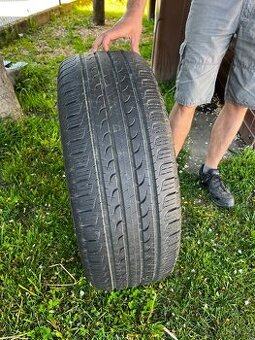 4ks zimní pneu good year 255/60R18