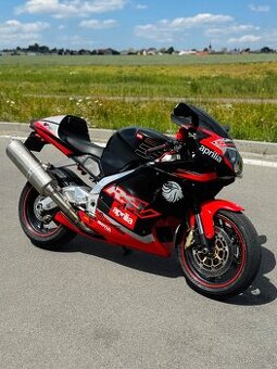 Aprilia RSV MILLE / 998 cm3 / 92 kw / r.v.2002