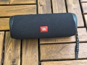 Bluetooth reproduktor JBL flip 5