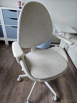 Ikea kancelářská židle Hattefjäll