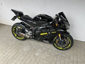 Yamaha YZF R6