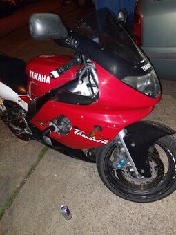 Yamaha yzf 600 thundercat