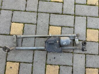 Škoda Octavia 2 motor stěračů.