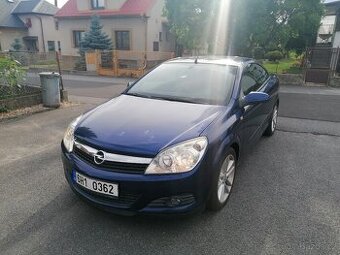 Opel astra twintop cabrio