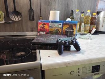 PlayStation 4 - 1