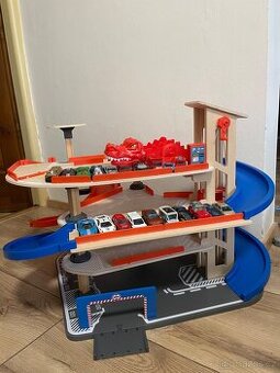 Parkovací dům / garáž Playtive