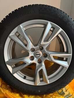 Original Volvo alu zimni sada nejeta 235/55 R18