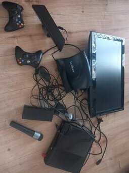 Xbox 360 včetně monitoru a her, a tenisové konzole Lexibook