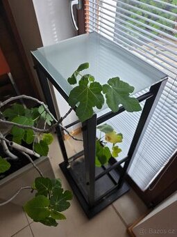 Luxusní designový stojan na dřevo ke krbu