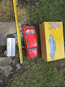 TATRA 603 PRESUS S KRABICÍ