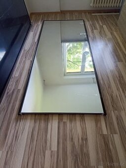 Zrcadla Šatní skříně