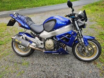 Honda X11 Eleven CB1100SF