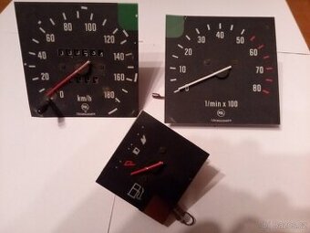 přístroje škoda favorit forman