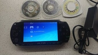 PSP + 3 hry + příslušenství
