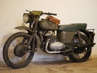 Jawa Monark 350 s TP Vape