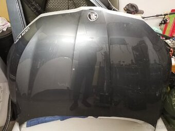 2x predni kapota Octavia 4