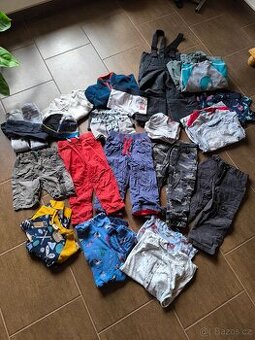Mix oblečení po dětech