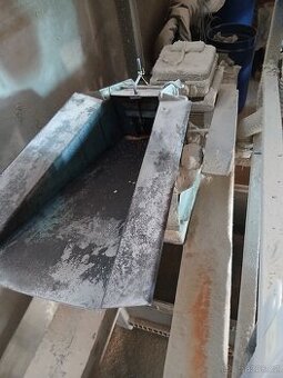 Prodám kladívkový šrotovník