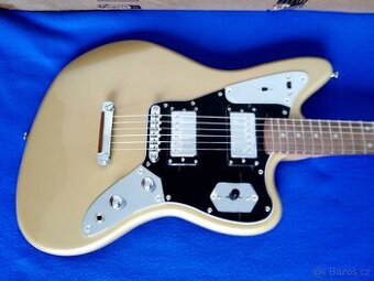 Predam el. gitaru Squier JAGUAR.