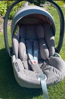 CYBEX Cloud Z2 i-Size Soho Grey | mid grey
