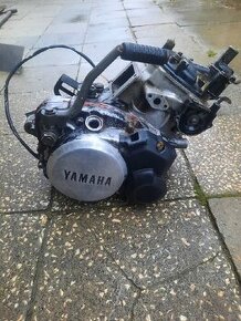 Motor Yamaha DT125