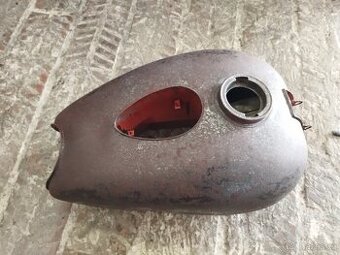 Jawa 250 pérák FJ nádrž