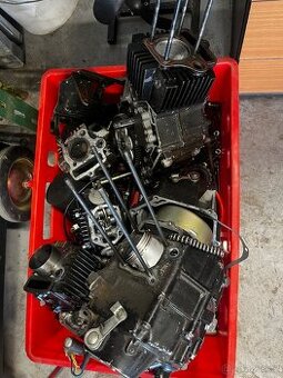Motory pitbike