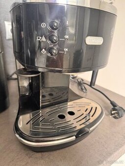 Kávovar Delonghi