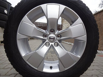 ZÁNOVNÍ ZIMNÍ ORIGINÁL VOLVO 18" 5x108 pneu 235/55R18 Nokia