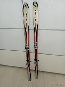 Lyže