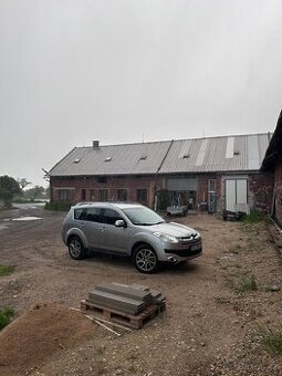 Citroen C-crosser 2.2 hdi 4x4, 7 míst - 1