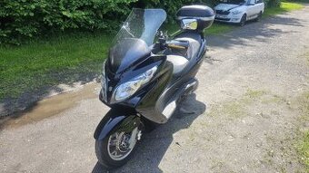 Suzuki Burgman 400