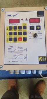 Automatika větrání stáje