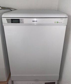 Myčka Beko DSFN 6632