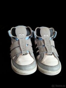 Tenisky vel. 22 Adidas