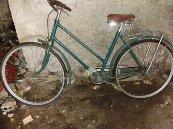 Retro kola