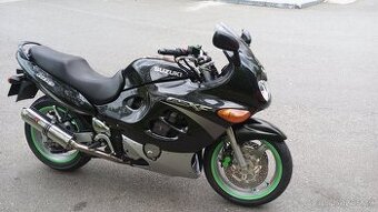 Suzuki GSX 600f