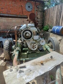 Prodám motor Tatra 4 válec z kompresoru - 1