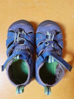 KEEN sandálky