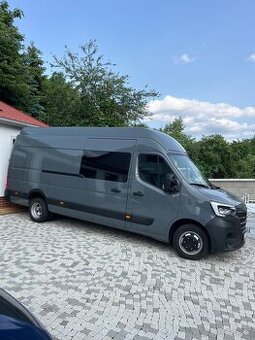 RENAULT MASTER III r.v. 2023, 6 míst, 120kW