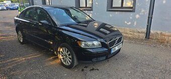 Volvo S40 2.5i 103kw rok-2004
